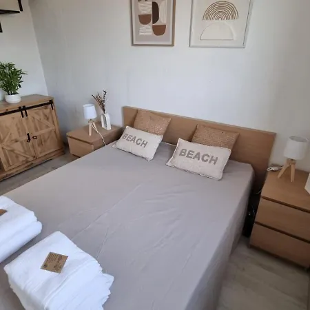 Apartment Le Roof Du Port, Nouveau, Bbq Duplex Clim Parking Gruissan