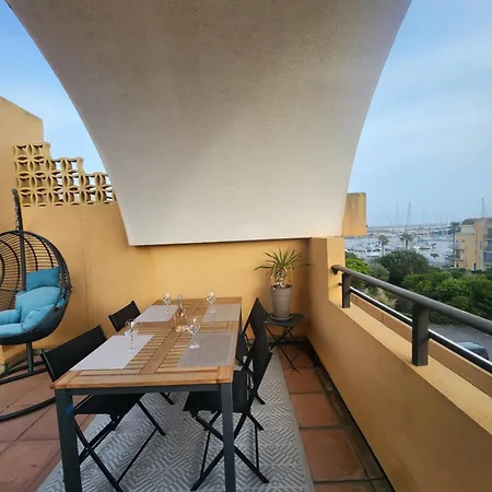 Apartment Le Roof Du Port, Nouveau, Bbq Duplex Clim Parking *